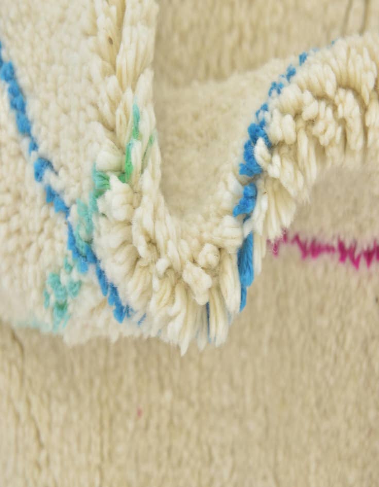 Detail image of 5' x 8'  Hand Knotted Moroccan Wool Rug