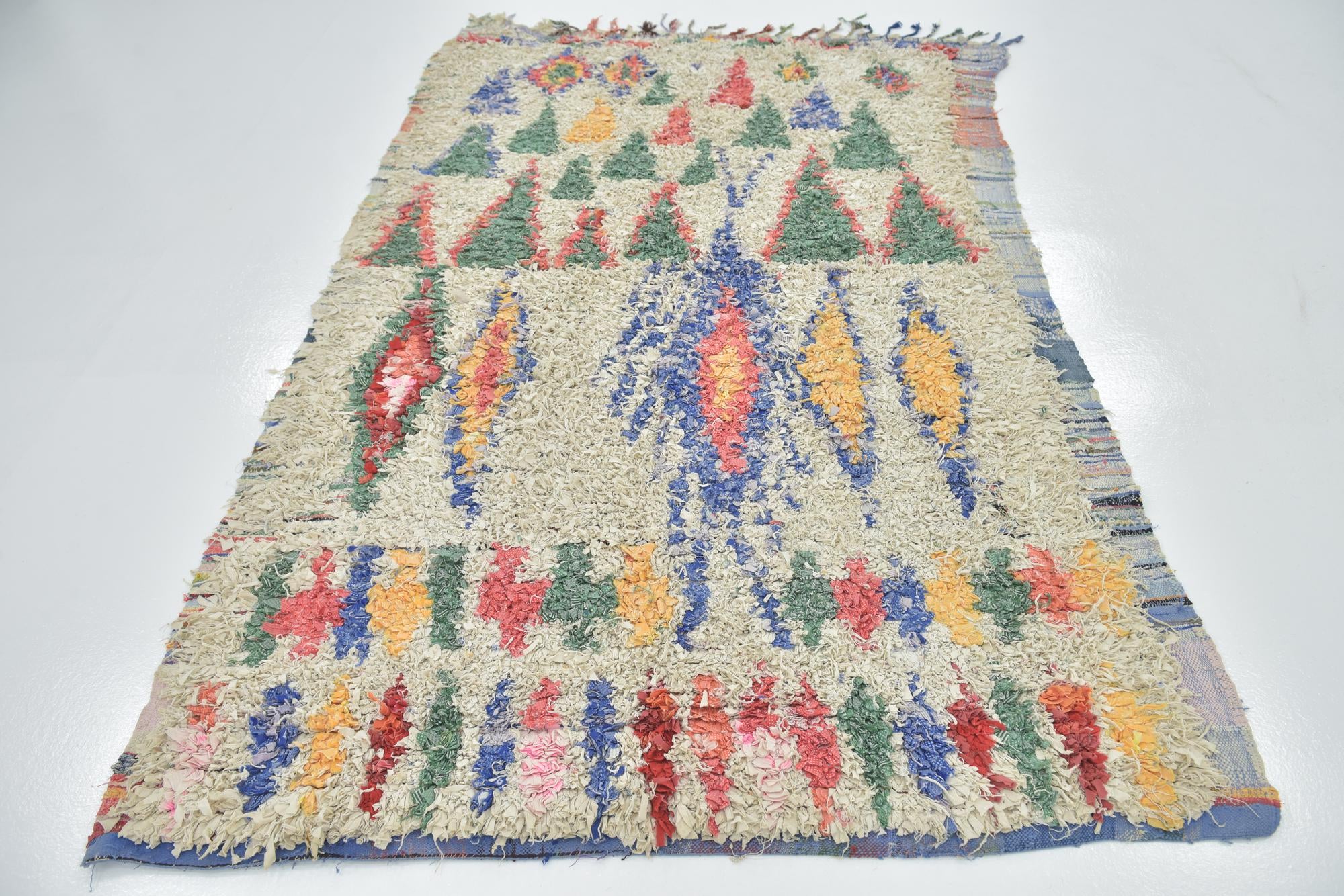 5' x 8' Hand Knotted Moroccan Wool Rug