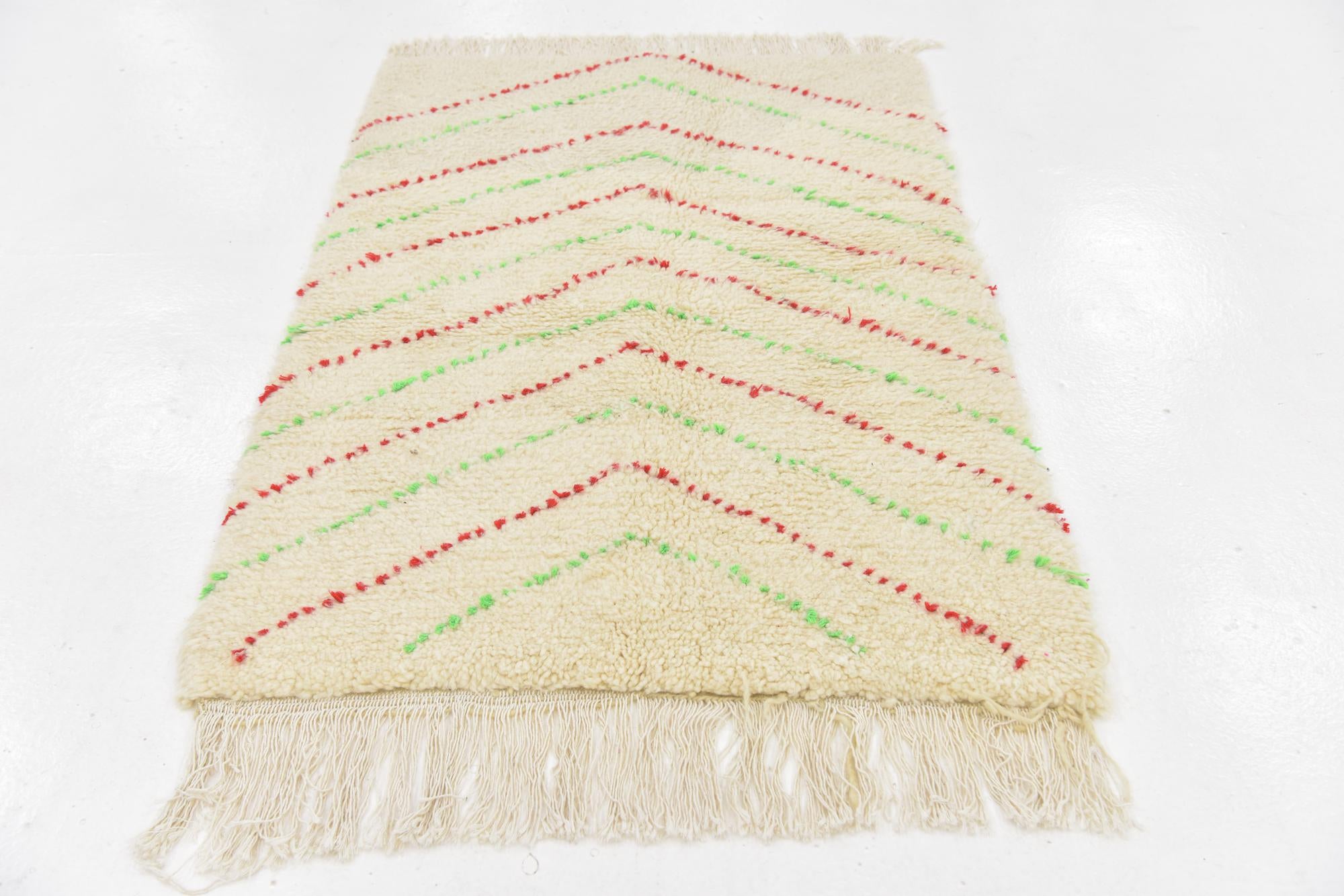 3' 2 x 4' 10 Hand Knotted Moroccan Wool Rug