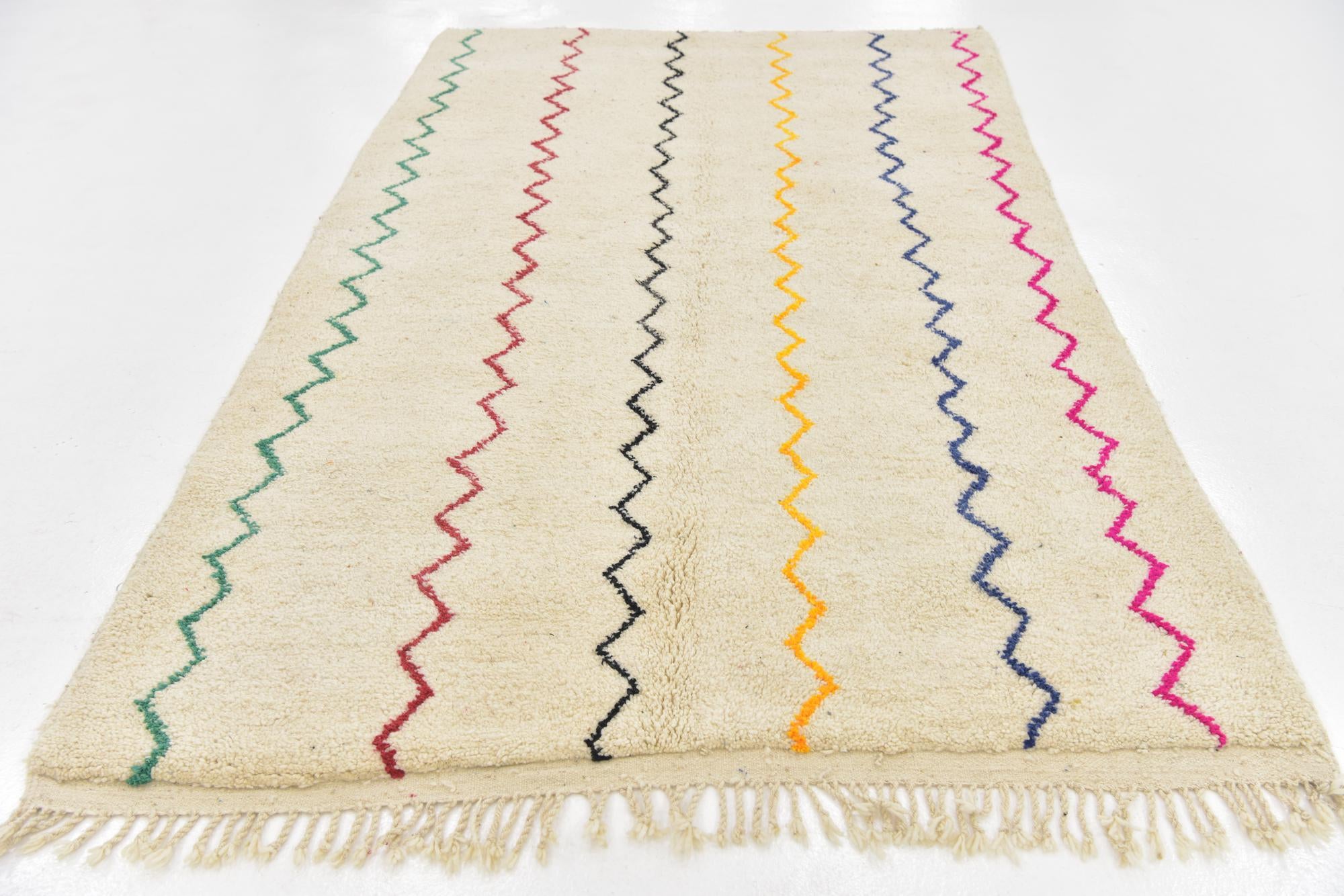 5' 2 x 8' 5 Hand Knotted Moroccan Wool Rug