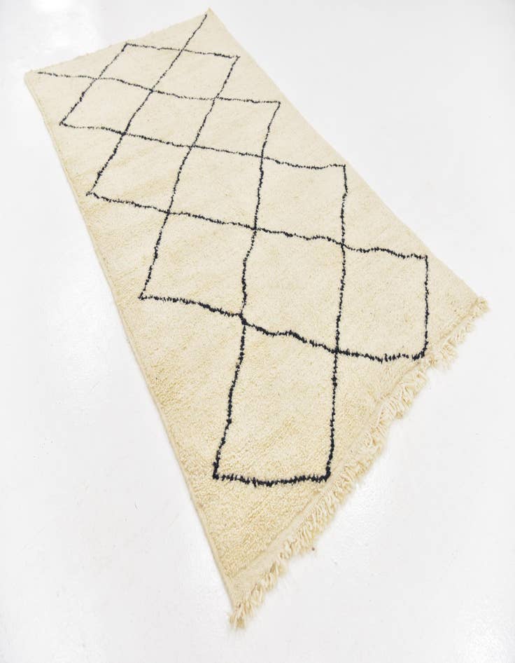 Detail image of 4' 10 x 8' 3 Hand Knotted Moroccan Wool Rug