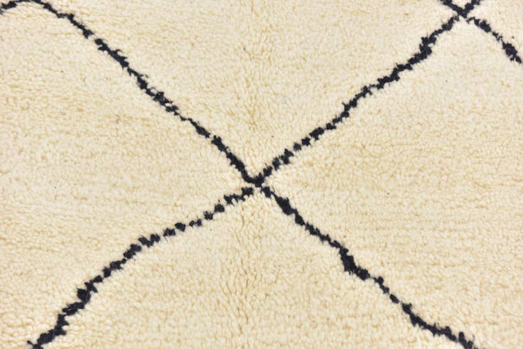 Detail image of 4' 10 x 8' 3 Hand Knotted Moroccan Wool Rug