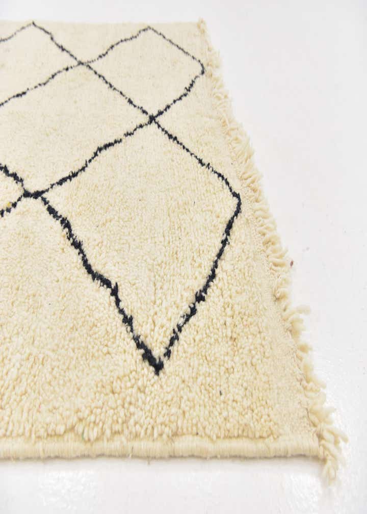4' 10 x 8' 3 Hand Knotted Moroccan Wool Rug