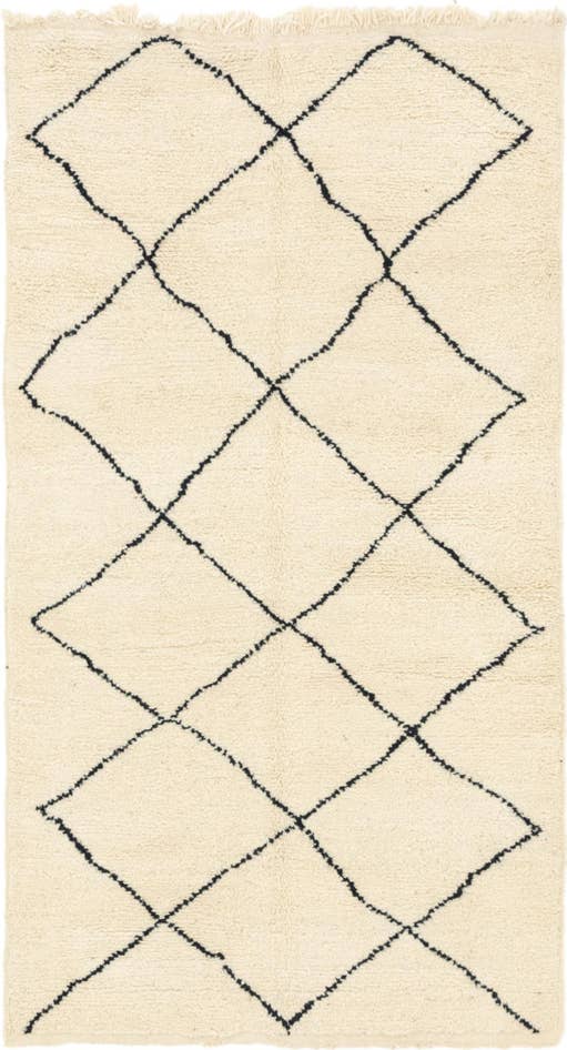Detail image of 4' 10 x 8' 3 Hand Knotted Moroccan Wool Rug