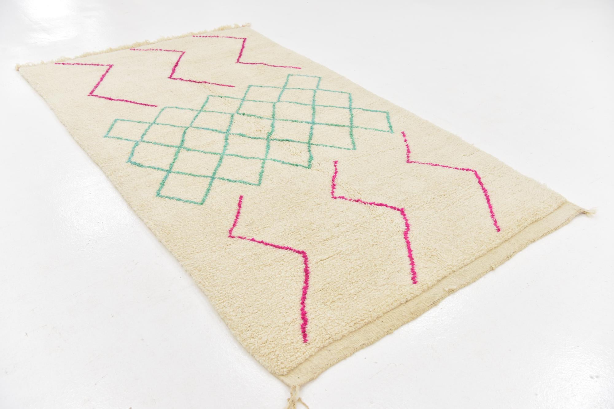 4' 10 x 8' 5 Hand Knotted Moroccan Wool Rug