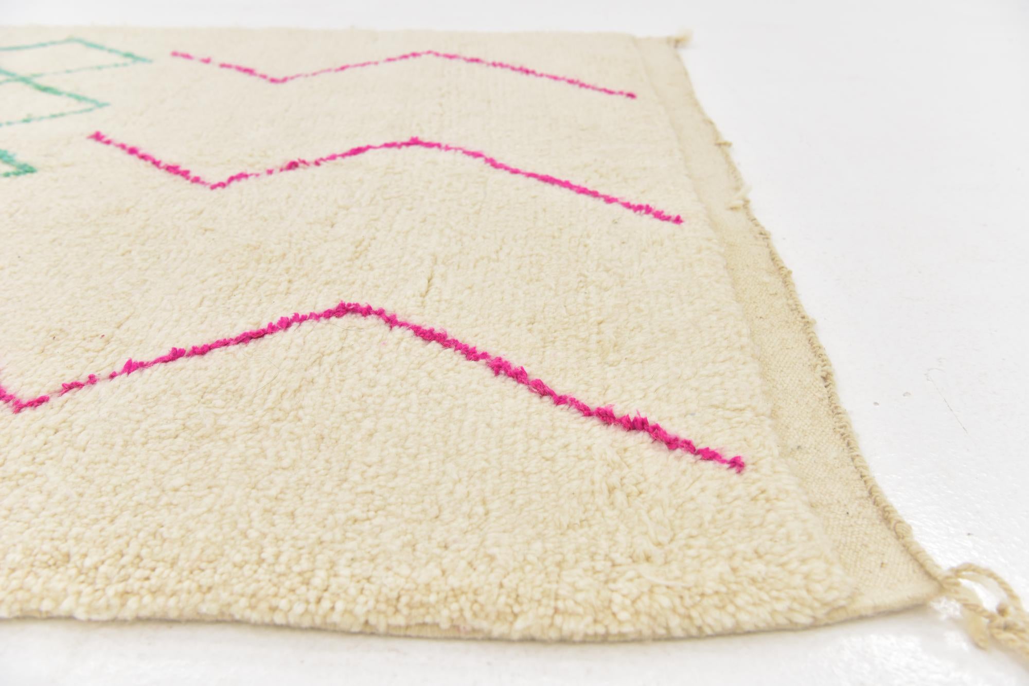 4' 10 x 8' 5 Hand Knotted Moroccan Wool Rug