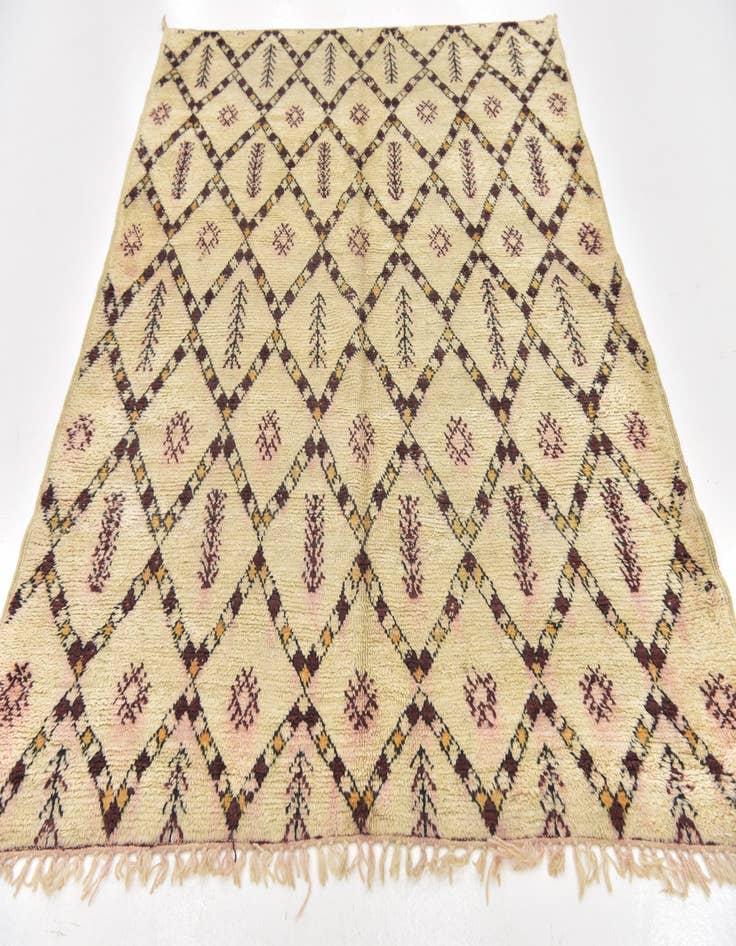 Detail image of 5' 7 x 7' 2  Hand Knotted Moroccan Wool Rug