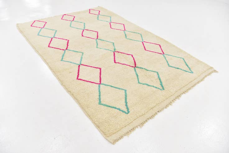 Detail image of 5' 6 x 8' Hand Knotted Moroccan Wool Rug