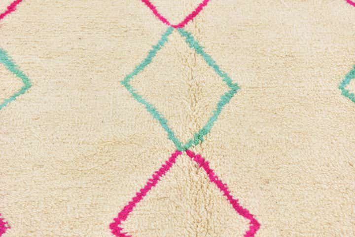 5' 6 x 8' Hand Knotted Moroccan Wool Rug