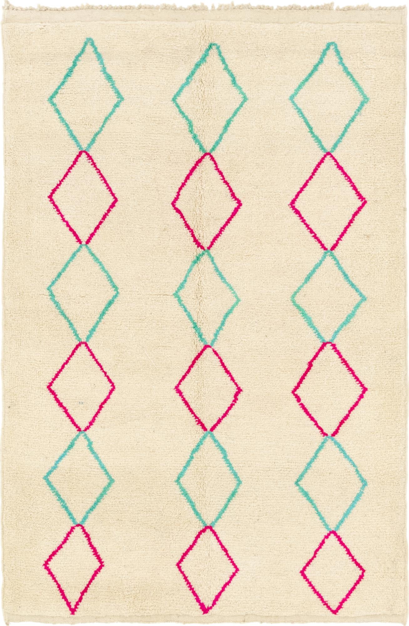 5' 6 x 8' Hand Knotted Moroccan Wool Rug