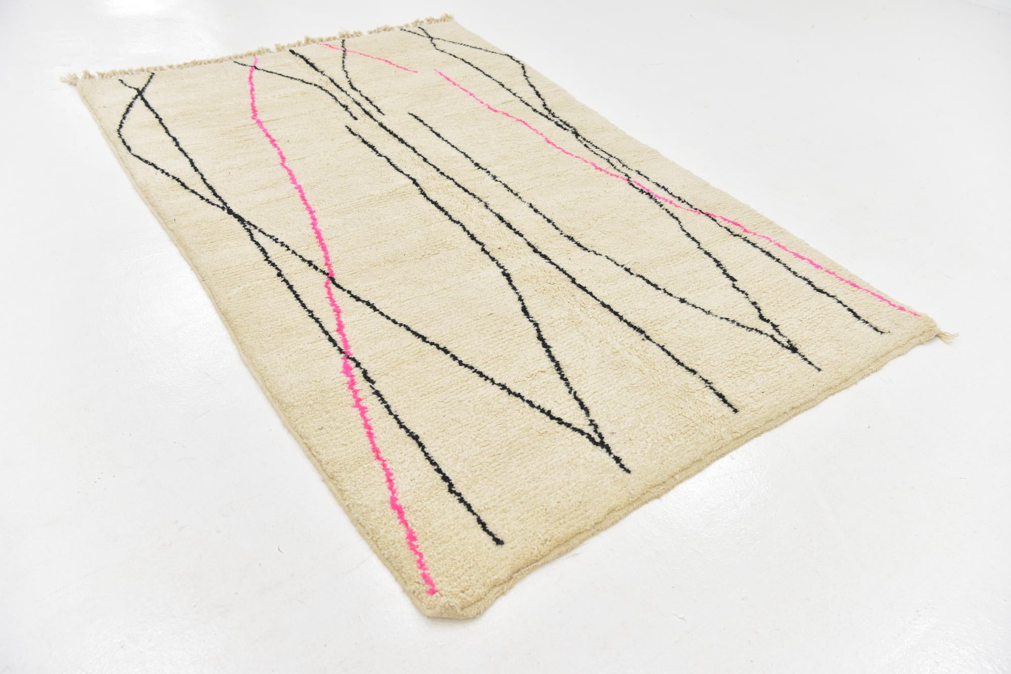 5' x 8' Hand Knotted Moroccan Wool Rug