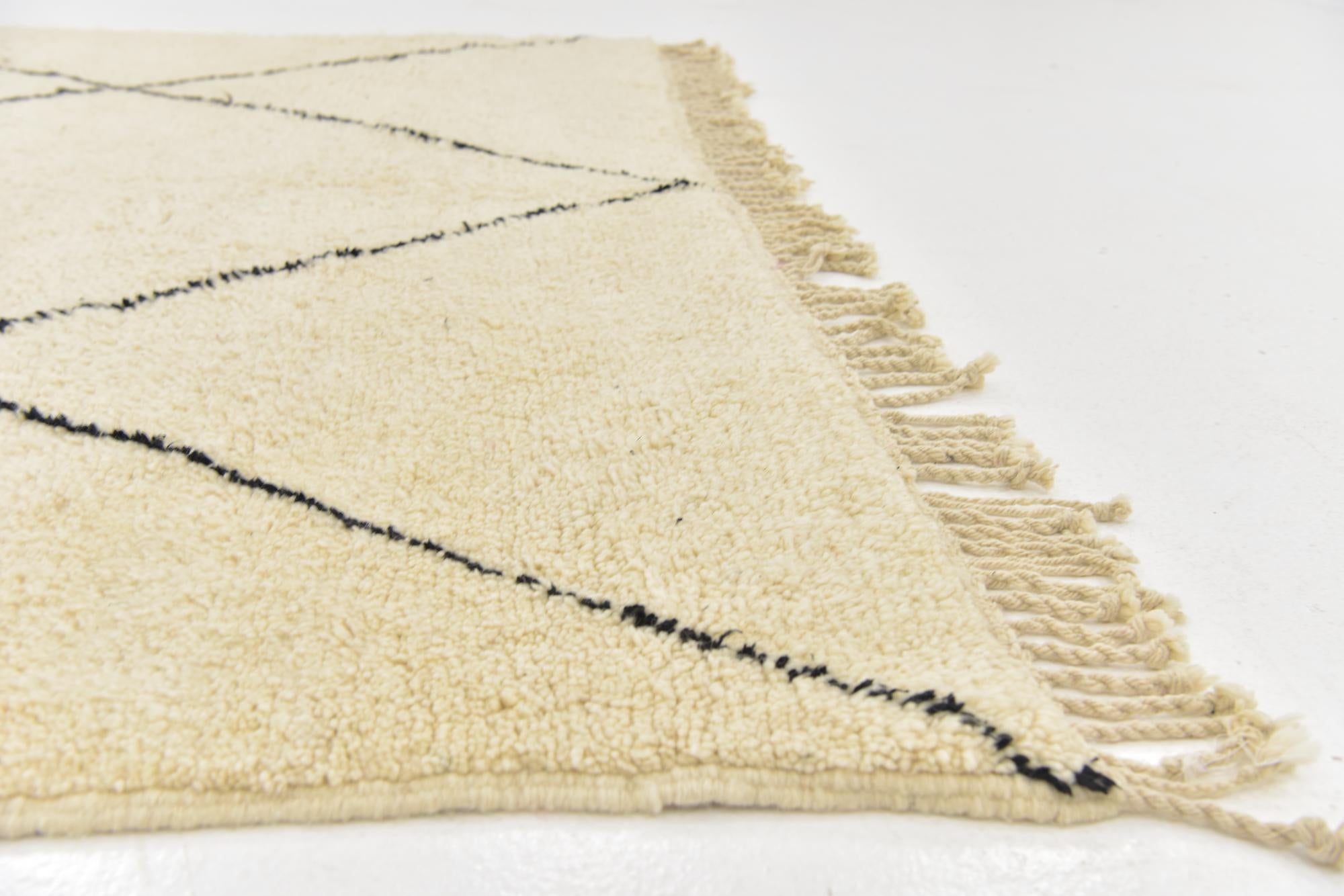 7' x 9' 9 Hand Knotted Moroccan Wool Rug