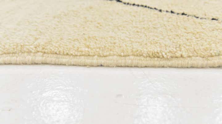7' x 9' 9 Hand Knotted Moroccan Wool Rug