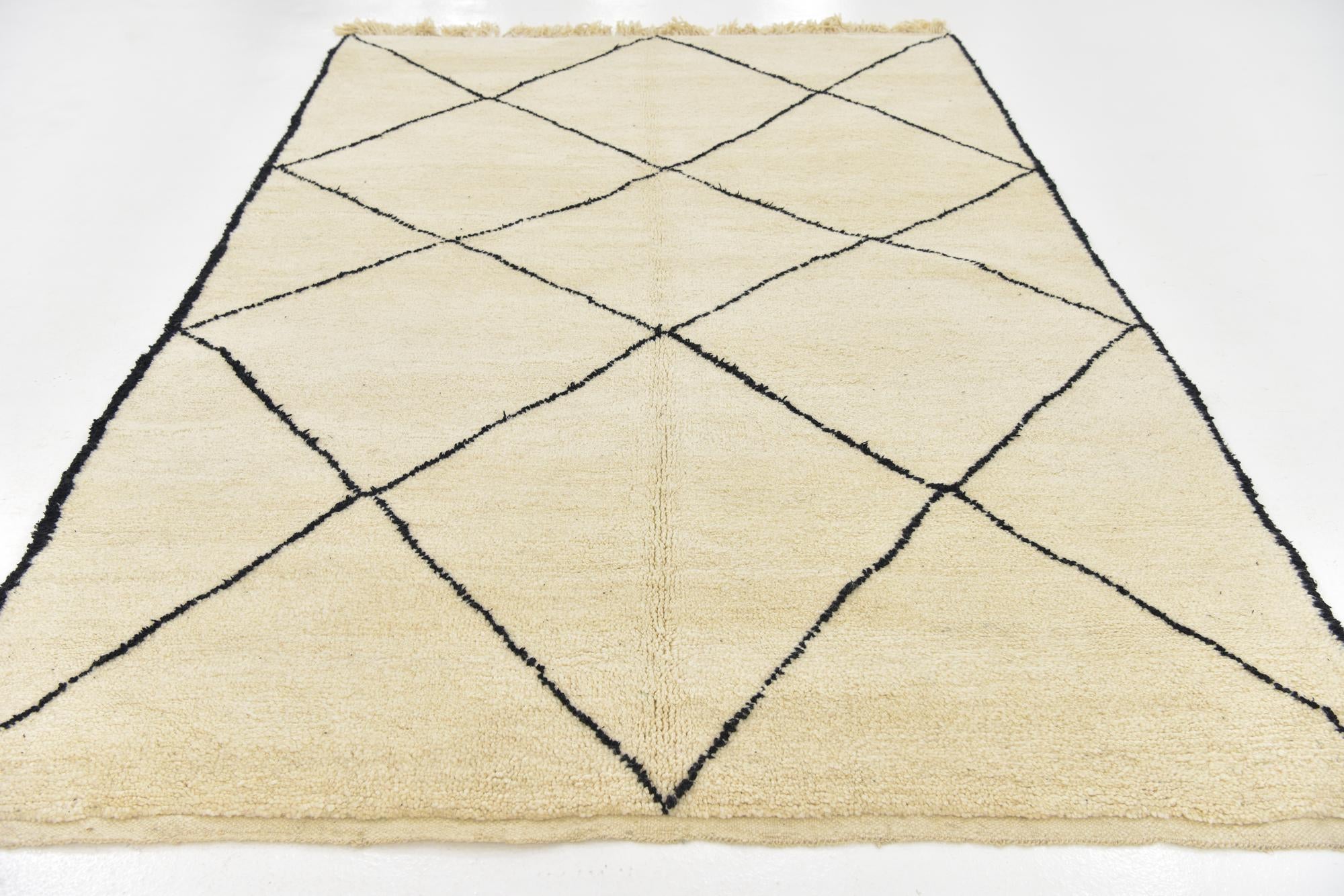 6' 8 x 9' 10 Hand Knotted Moroccan Wool Rug