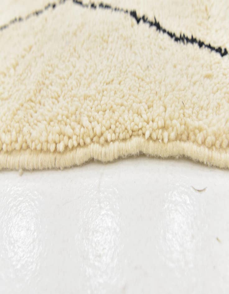 Detail image of 6' 4 x 9' 7  Hand Knotted Moroccan Wool Rug