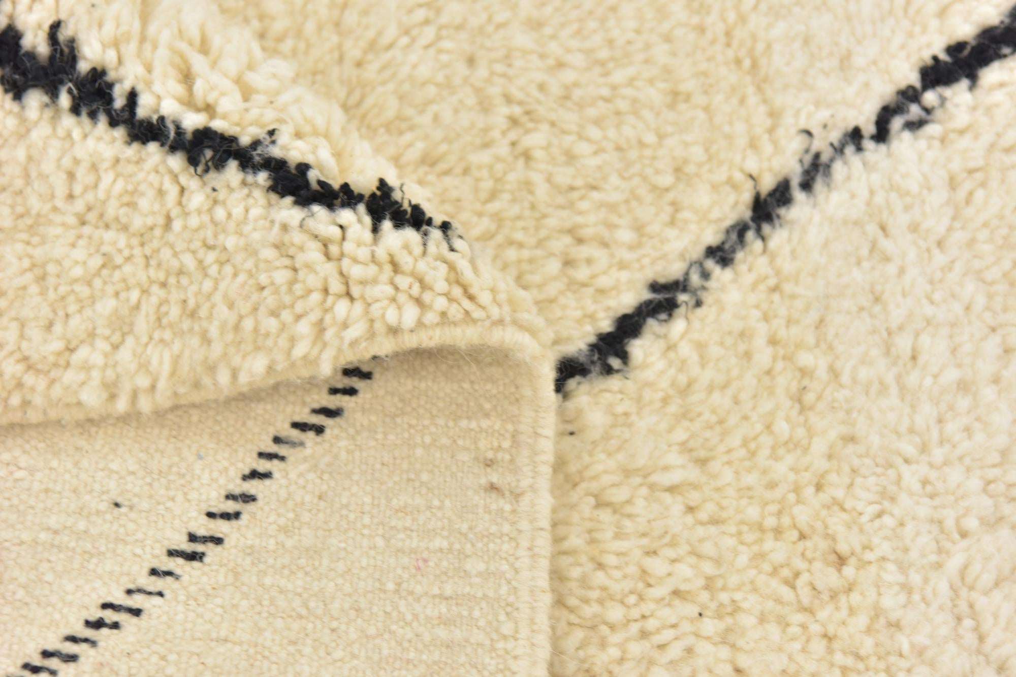 6' 4 x 9' 9 Hand Knotted Moroccan Wool Rug