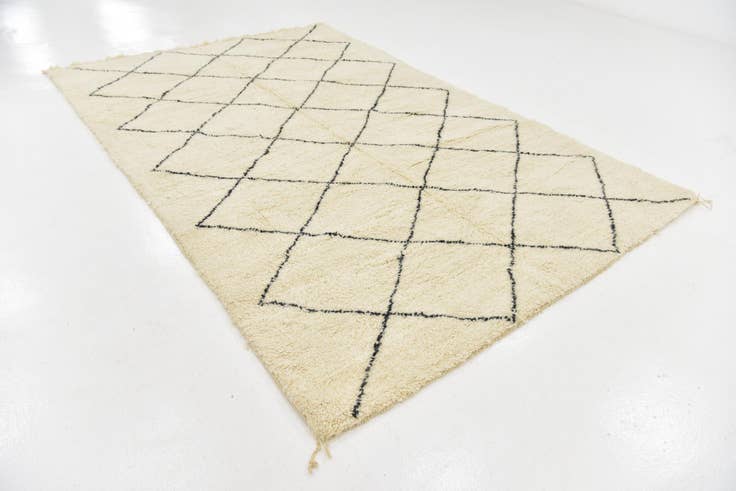 Detail image of 6' 6 x 10' Hand Knotted Moroccan Wool Rug