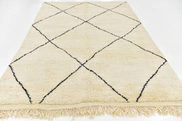 Detail image of 6' 6 x 9' 10 Hand Knotted Moroccan Wool Rug