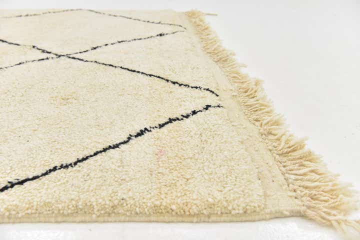 6' 6 x 9' 10 Hand Knotted Moroccan Wool Rug