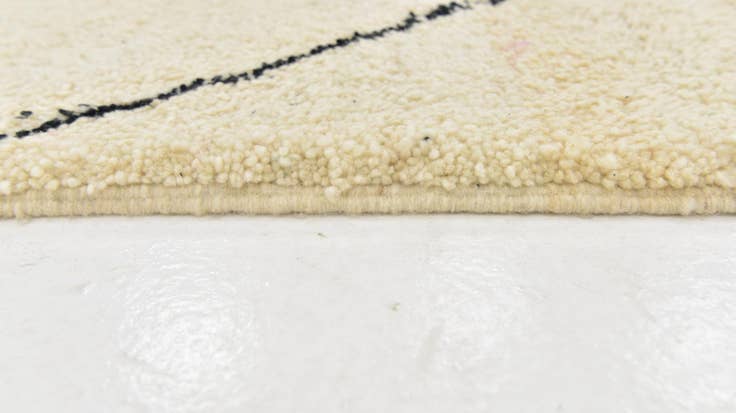 Detail image of 6' 6 x 9' 10 Hand Knotted Moroccan Wool Rug
