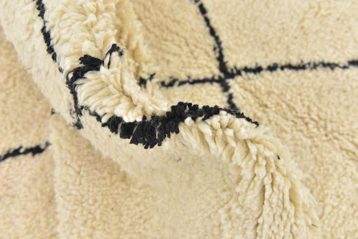6' 6 x 9' 10 Hand Knotted Moroccan Wool Rug