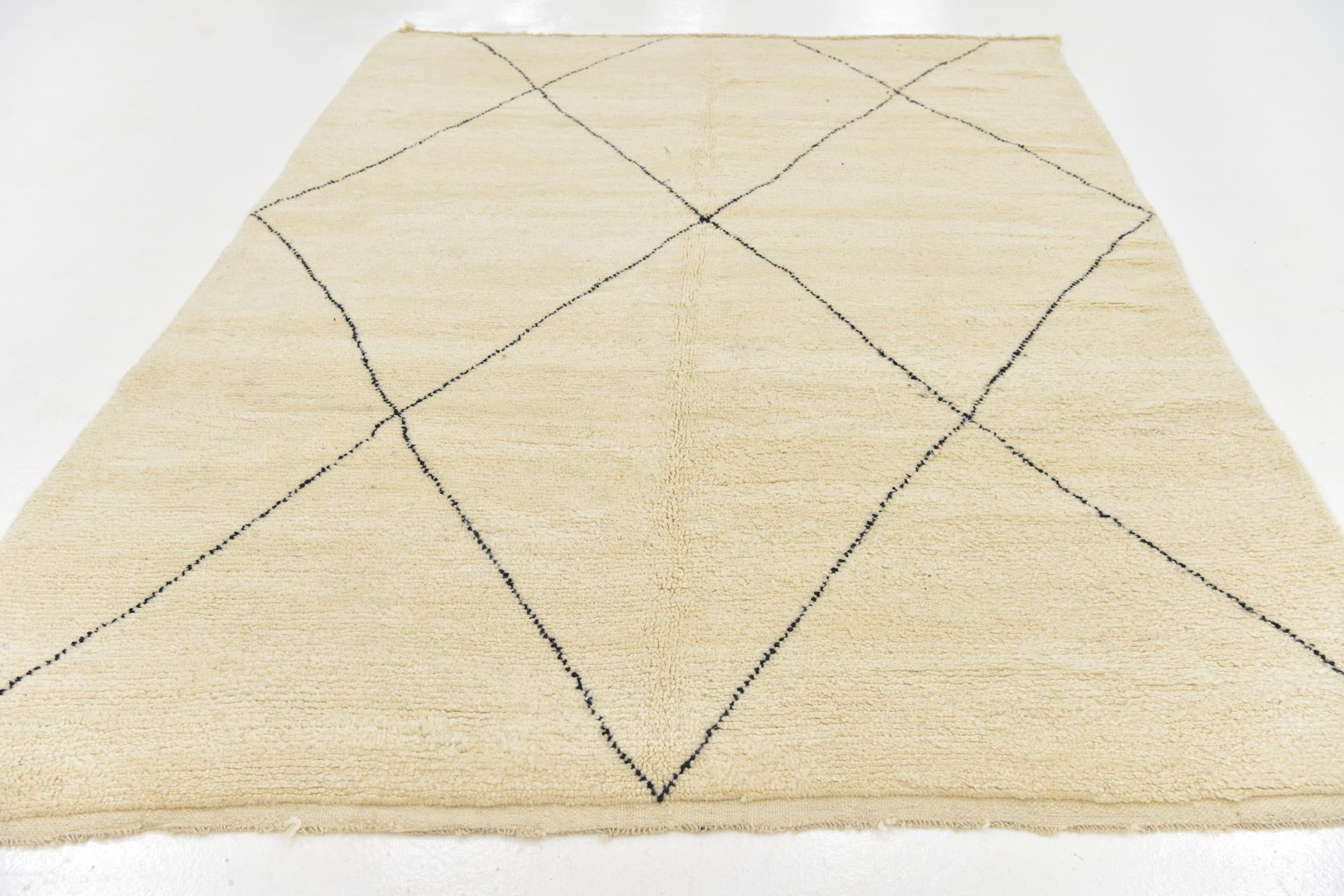 6' 10 x 9' 4 Hand Knotted Moroccan Wool Rug