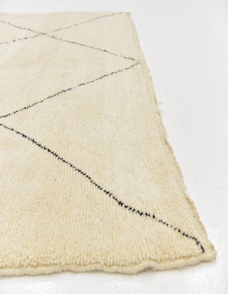 Detail image of 6' 10 x 9' 4  Hand Knotted Moroccan Wool Rug