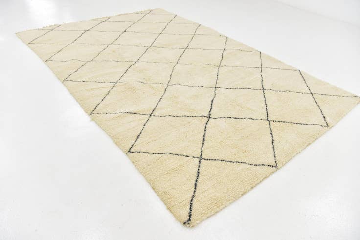 Detail image of 7' x 10' 2 Hand Knotted Moroccan Wool Rug