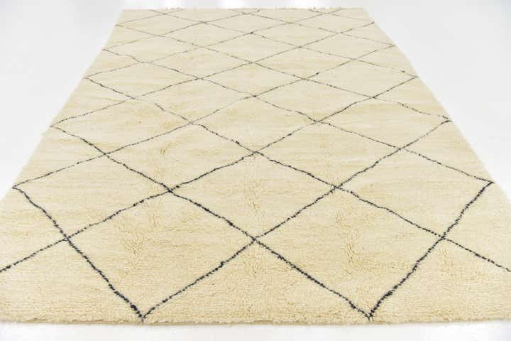 7' x 10' 2 Hand Knotted Moroccan Wool Rug