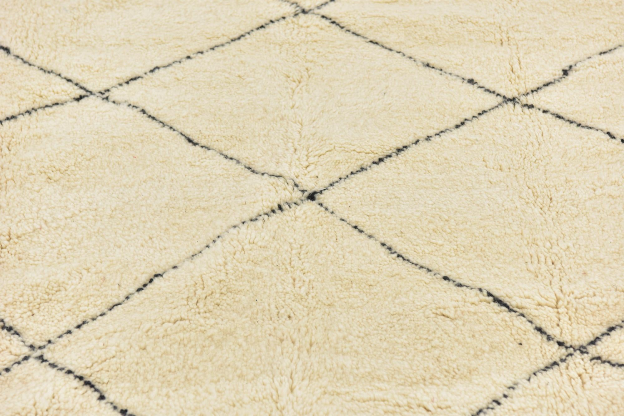7' x 10' 2 Hand Knotted Moroccan Wool Rug