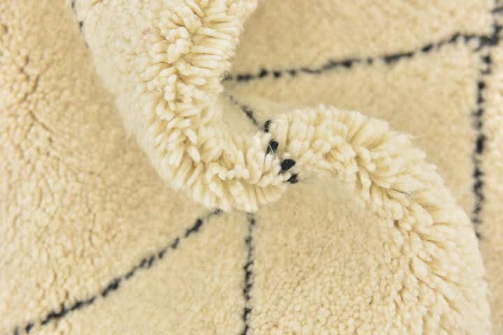 7' x 10' 2 Hand Knotted Moroccan Wool Rug