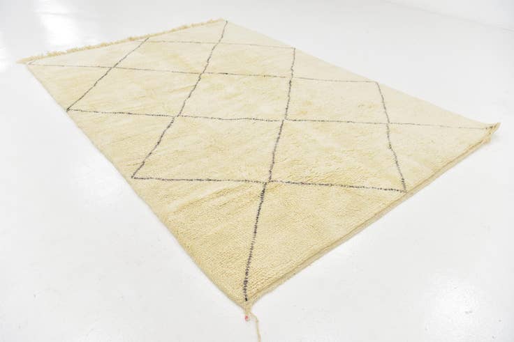 Detail image of 6' 9 x 9' 10 Hand Knotted Moroccan Wool Rug