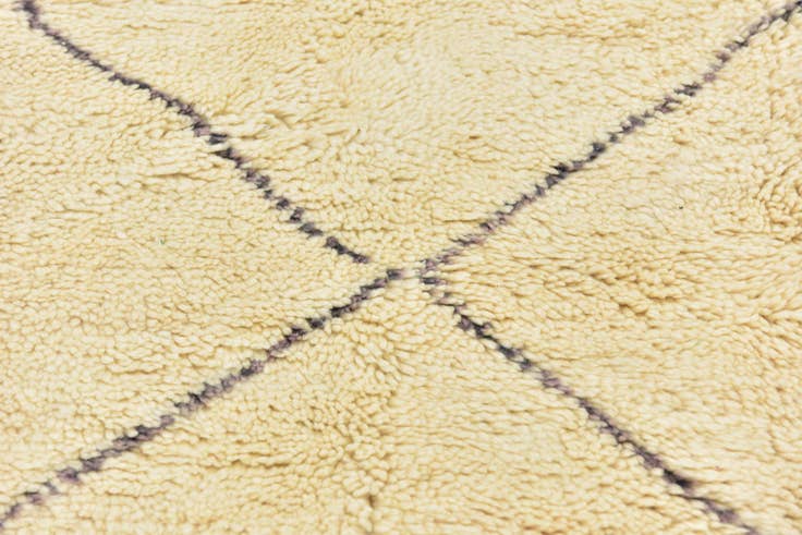 Detail image of 6' 9 x 9' 10 Hand Knotted Moroccan Wool Rug