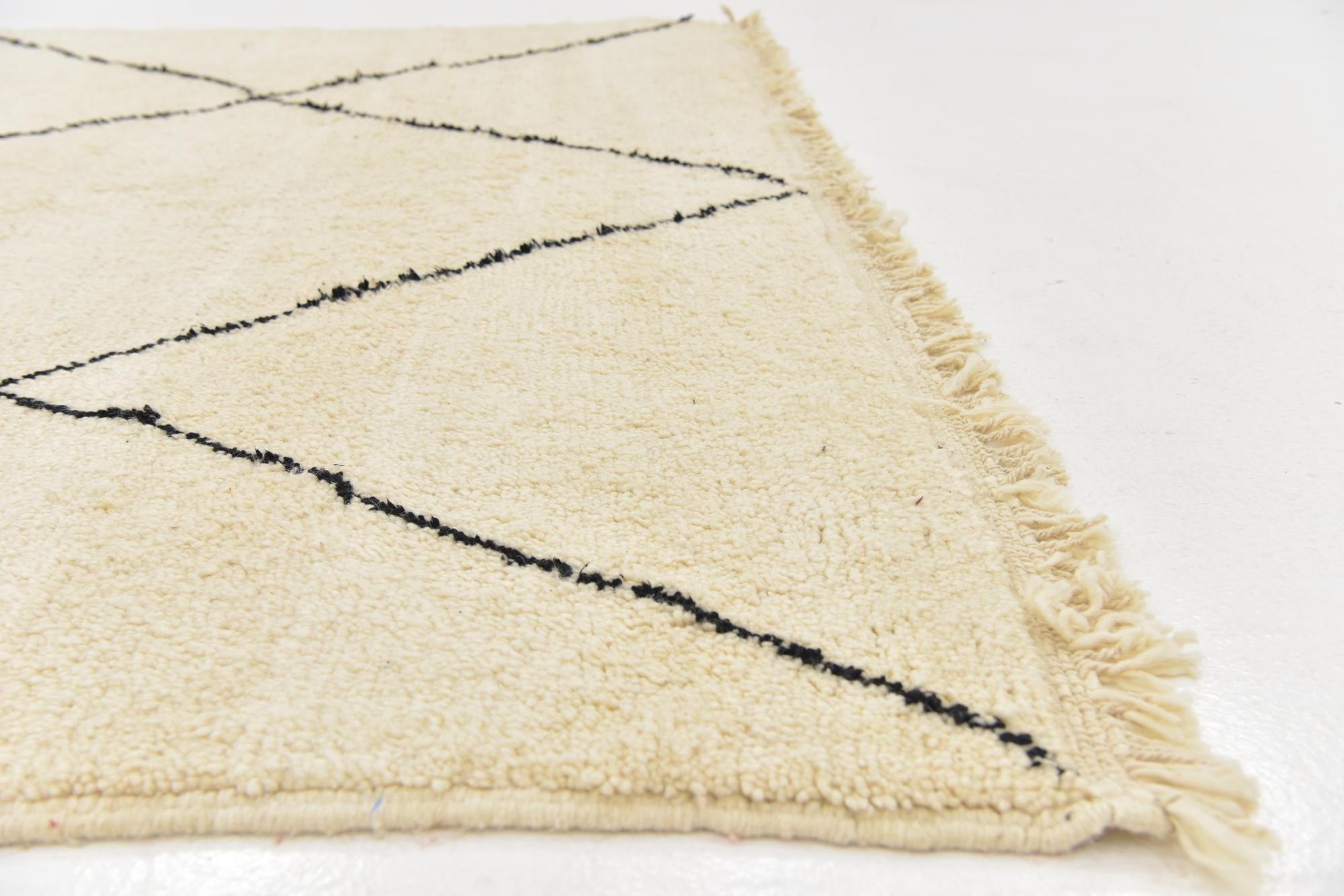 6' 8 x 9' 7 Hand Knotted Moroccan Wool Rug