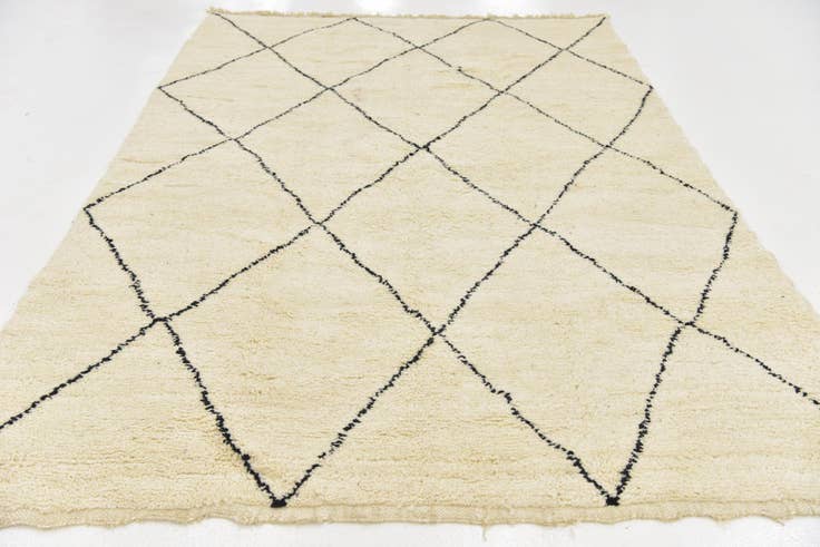 Detail image of 6' 7 x 9' 9 Hand Knotted Moroccan Wool Rug