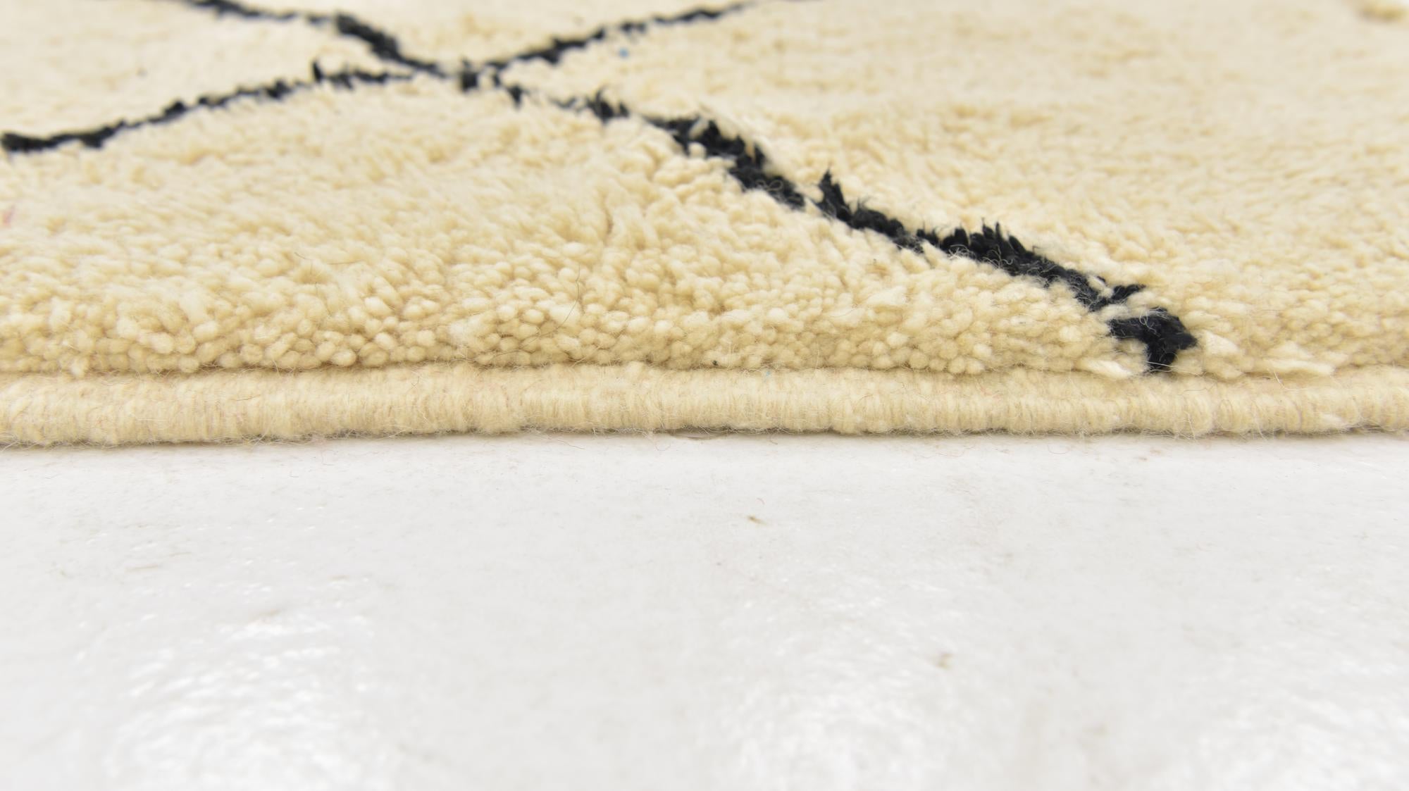 6' 9 x 10' Hand Knotted Moroccan Wool Rug