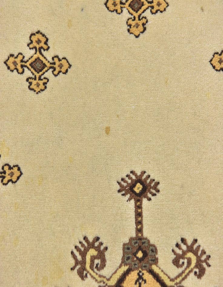 Detail image of 3' x 4' 10 Hand Knotted Moroccan Oriental Wool Rug