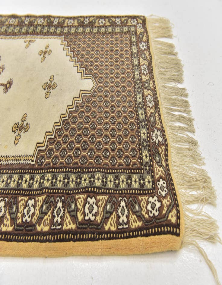 Detail image of 3' x 4' 10 Hand Knotted Moroccan Oriental Wool Rug