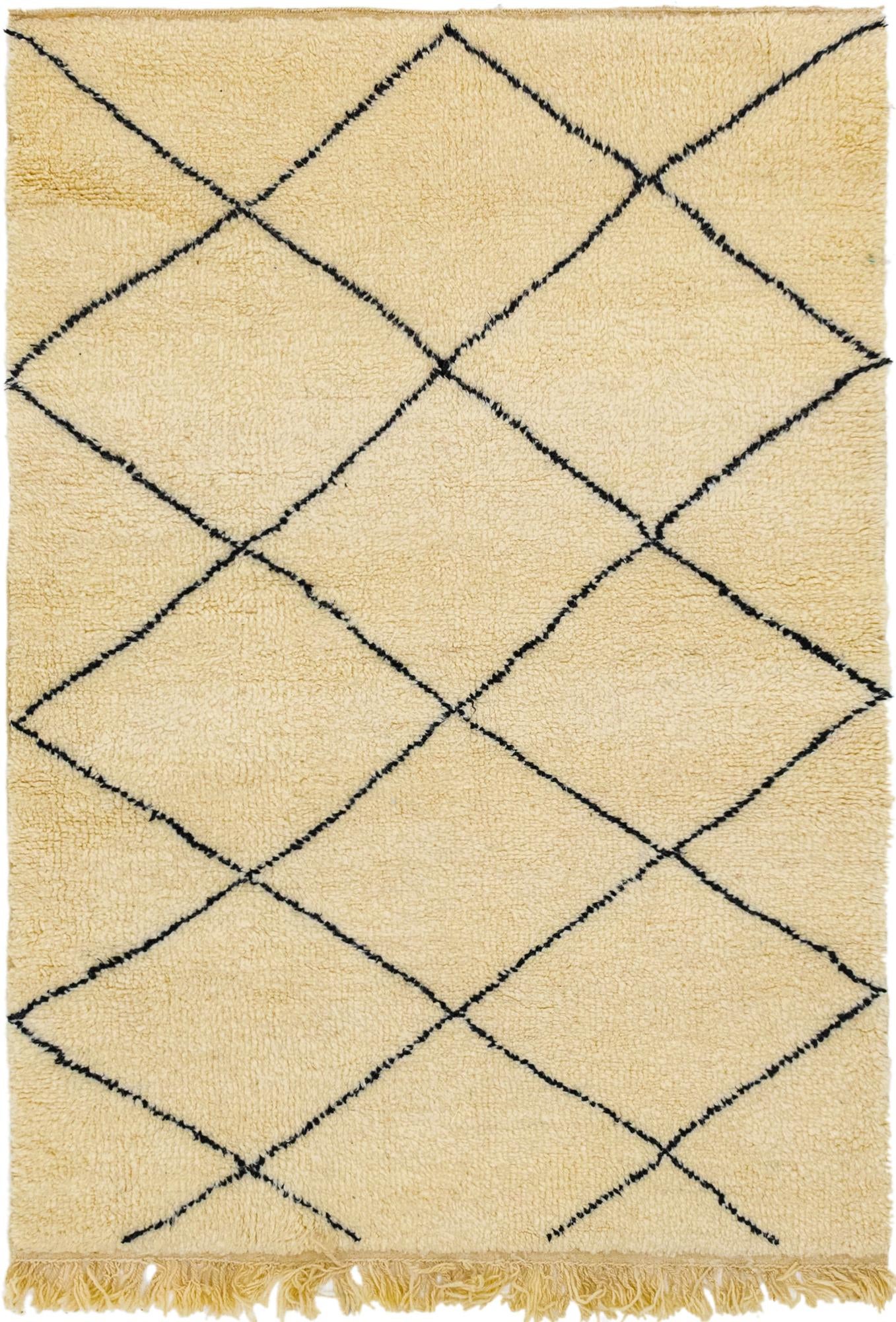 5' x 7' 6 Hand Knotted Moroccan Wool Rug
