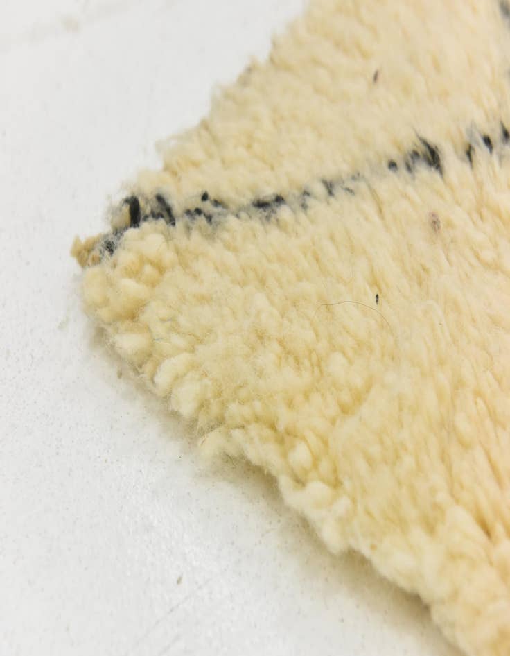 Detail image of 5' 5 x 8' 7  Hand Knotted Moroccan Wool Rug