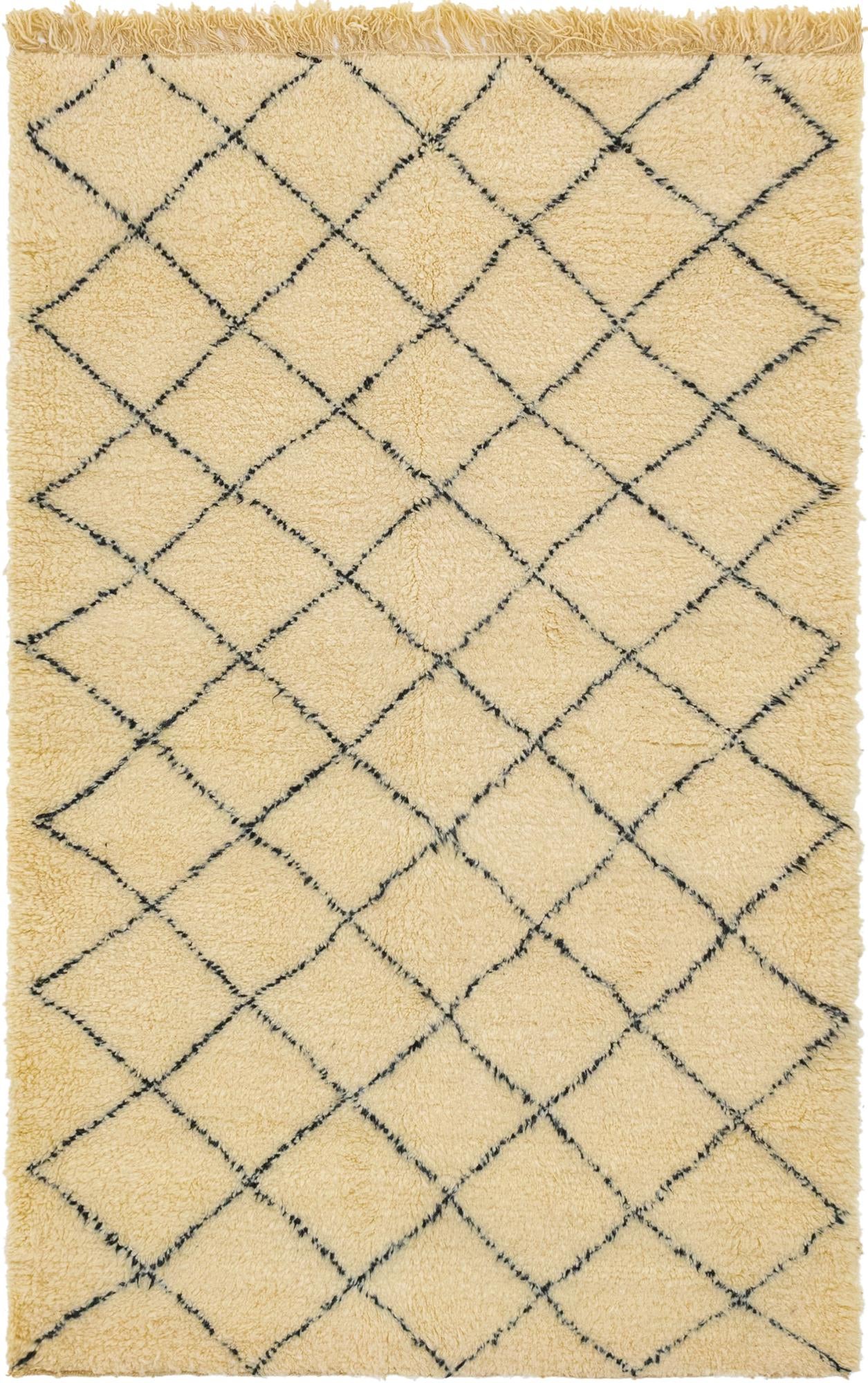 5' 5 x 8' 7 Hand Knotted Moroccan Wool Rug