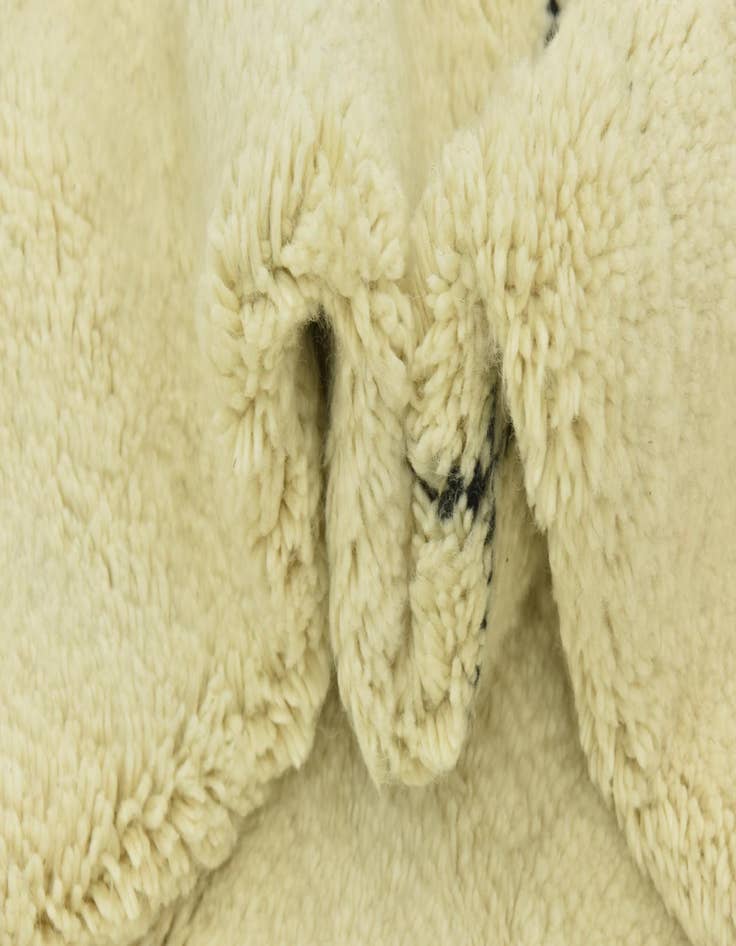 Detail image of 6' 7 x 9' 4  Hand Knotted Moroccan Wool Rug