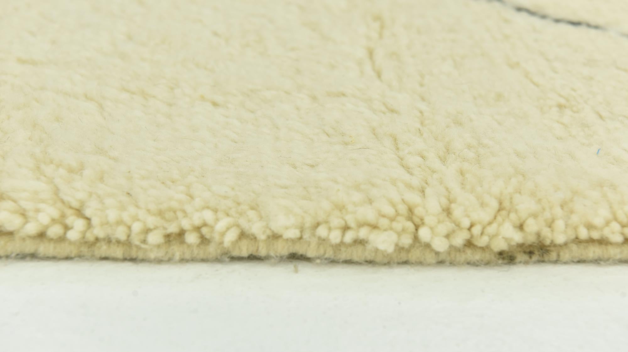 6' 7 x 9' 4 Hand Knotted Moroccan Wool Rug