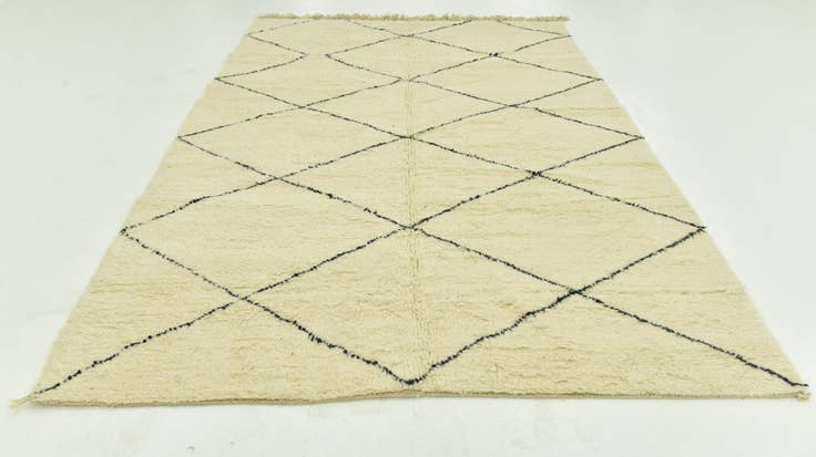 Detail image of 7' x 10' 1 Hand Knotted Moroccan Wool Rug