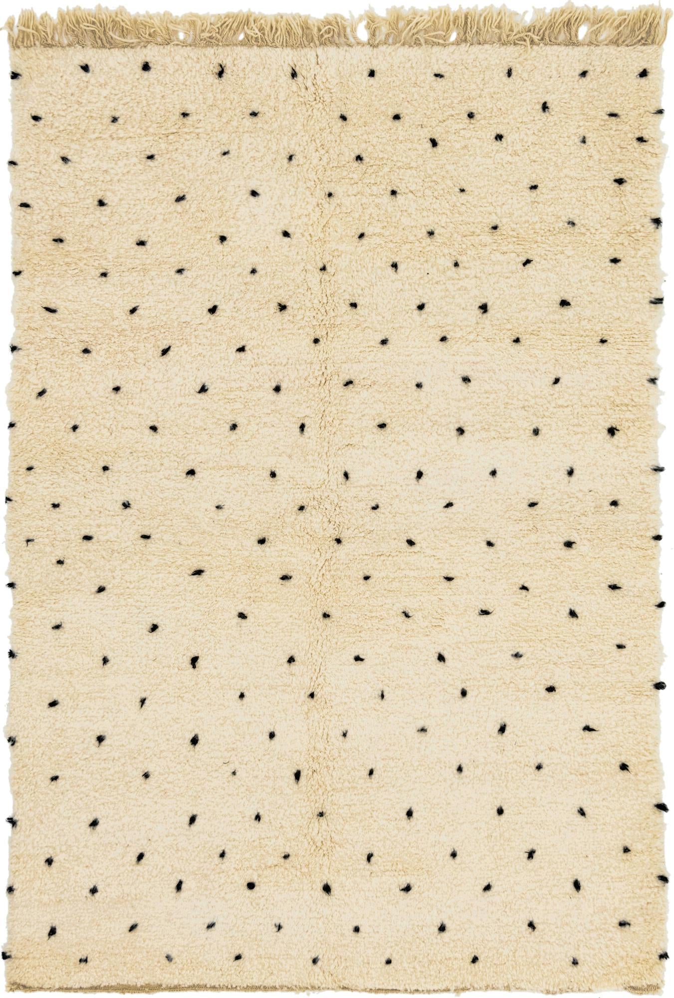 5' 2 x 7' 8 Hand Knotted Moroccan Wool Rug