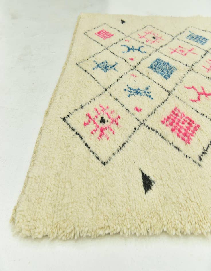 Detail image of 5' 2 x 7' 9  Hand Knotted Moroccan Wool Rug