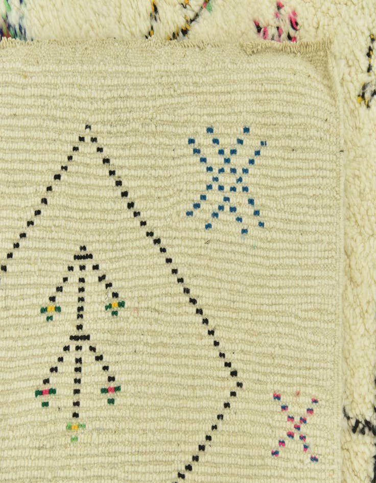 Detail image of 5' 6 x 7' 6  Hand Knotted Moroccan Wool Rug