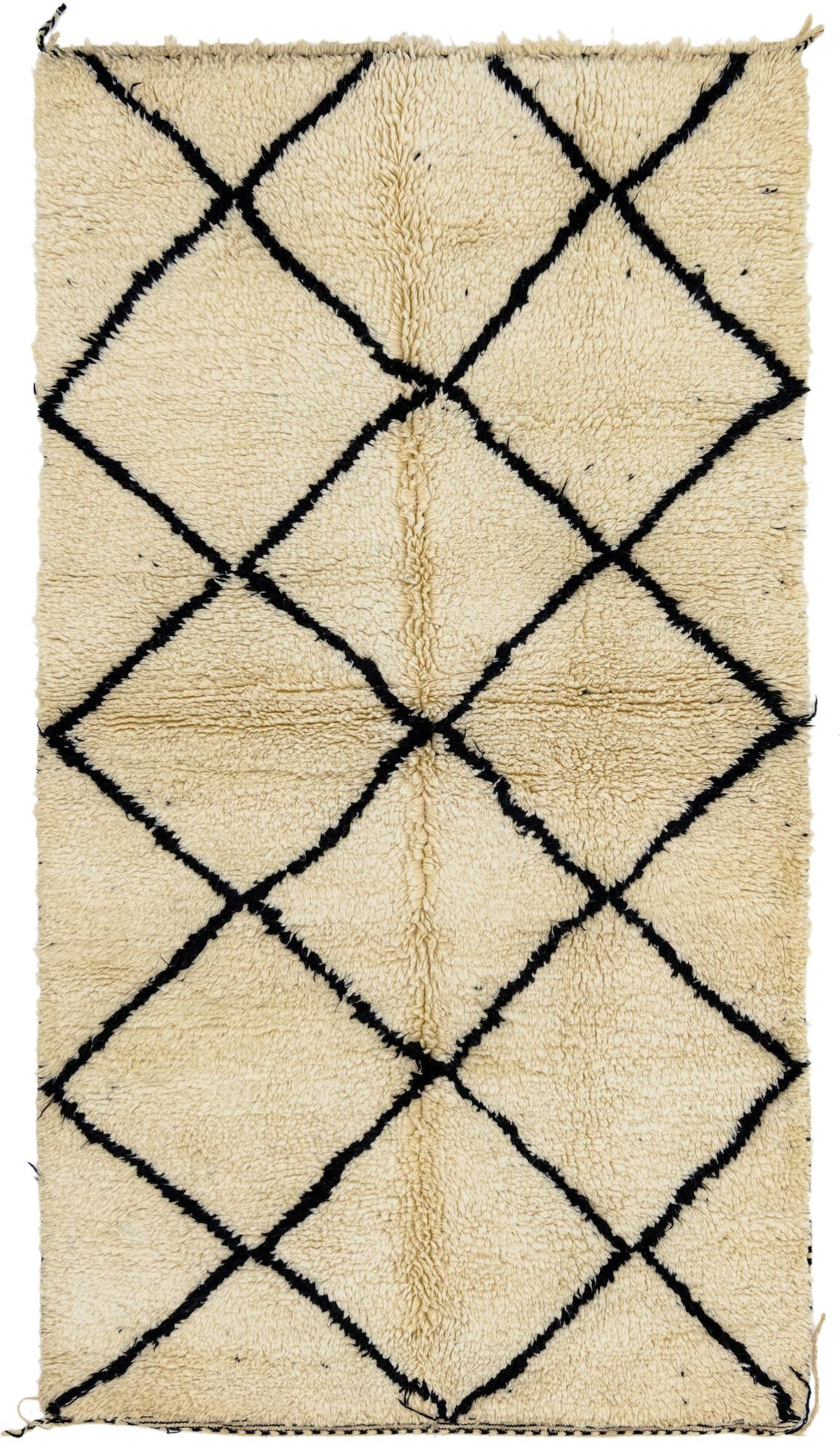 4' 10 x 8' 8 Hand Knotted Moroccan Wool Rug