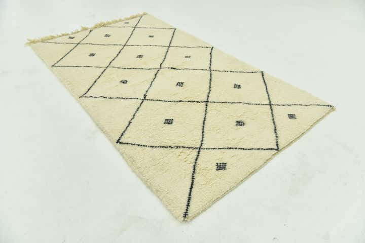 4' 10 x 8' 3 Hand Knotted Moroccan Wool Rug