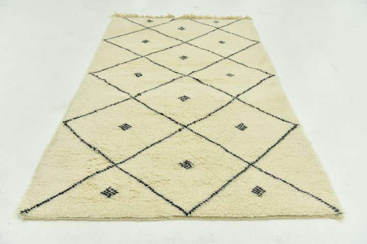 4' 10 x 8' 3 Hand Knotted Moroccan Wool Rug